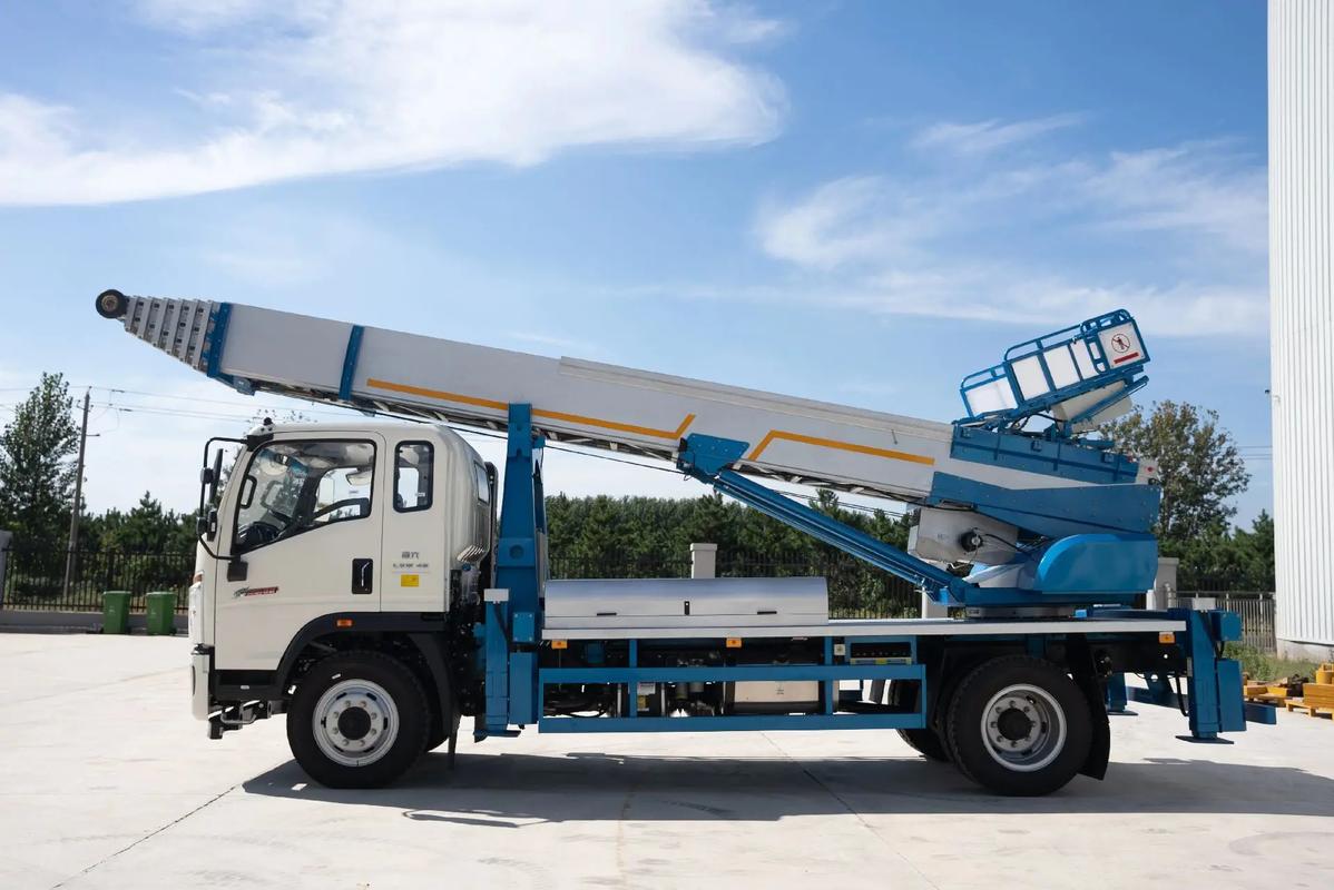 大竹云梯上料车租赁费用