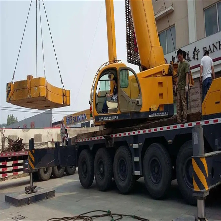 大竹吊车怎么吊玻璃